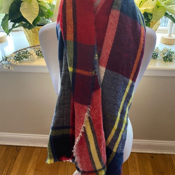 Zara holiday plaid blanket scarf! 🧣🧣🧣 - Picture 2 of 13